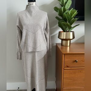 NWOT Tahari sweater/skirt set